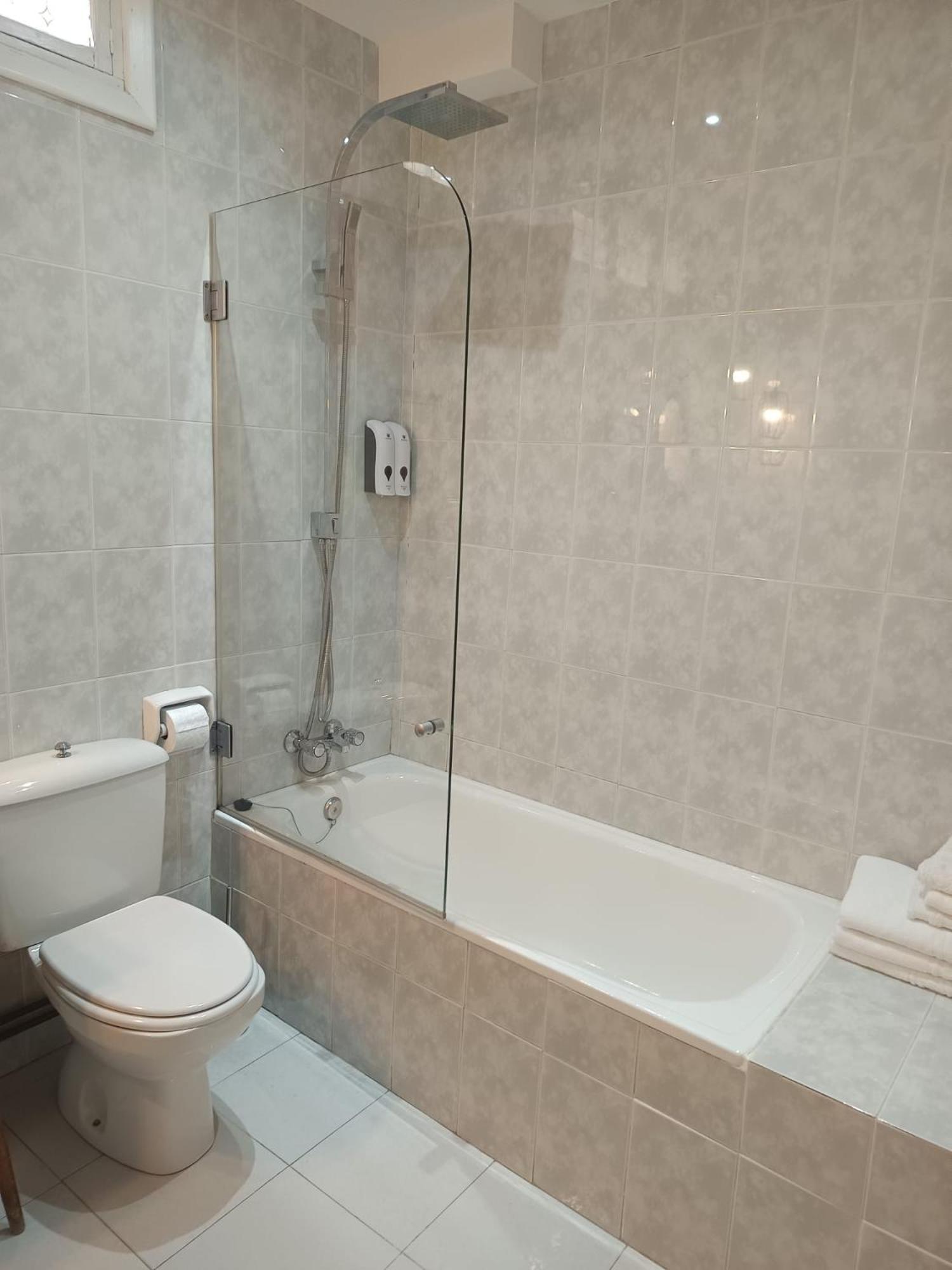 Apartamentos La Muralla Santo Domingo De La Calzada Bagian luar foto
